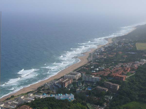 Küstenlinie nahe Durban aus dem Flugzeug