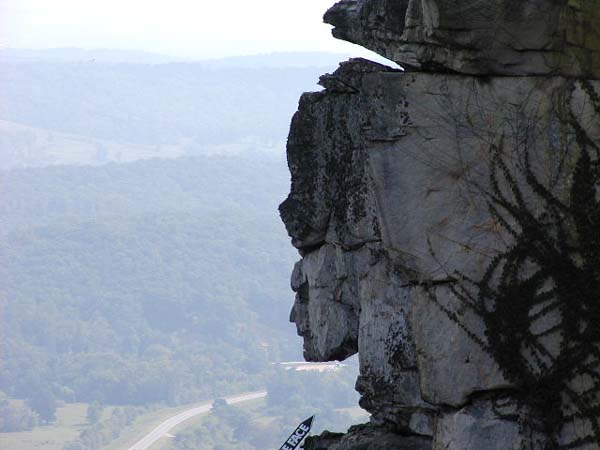 Bizarre Felsformationen in Rock City - Chattanooga (TN)